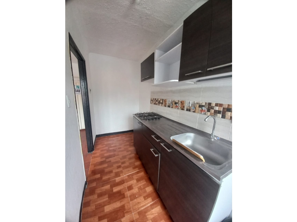 VENDO APARTAMENTO CR EL CARRIZAL IV Y V PISO 3 GIRON - 5