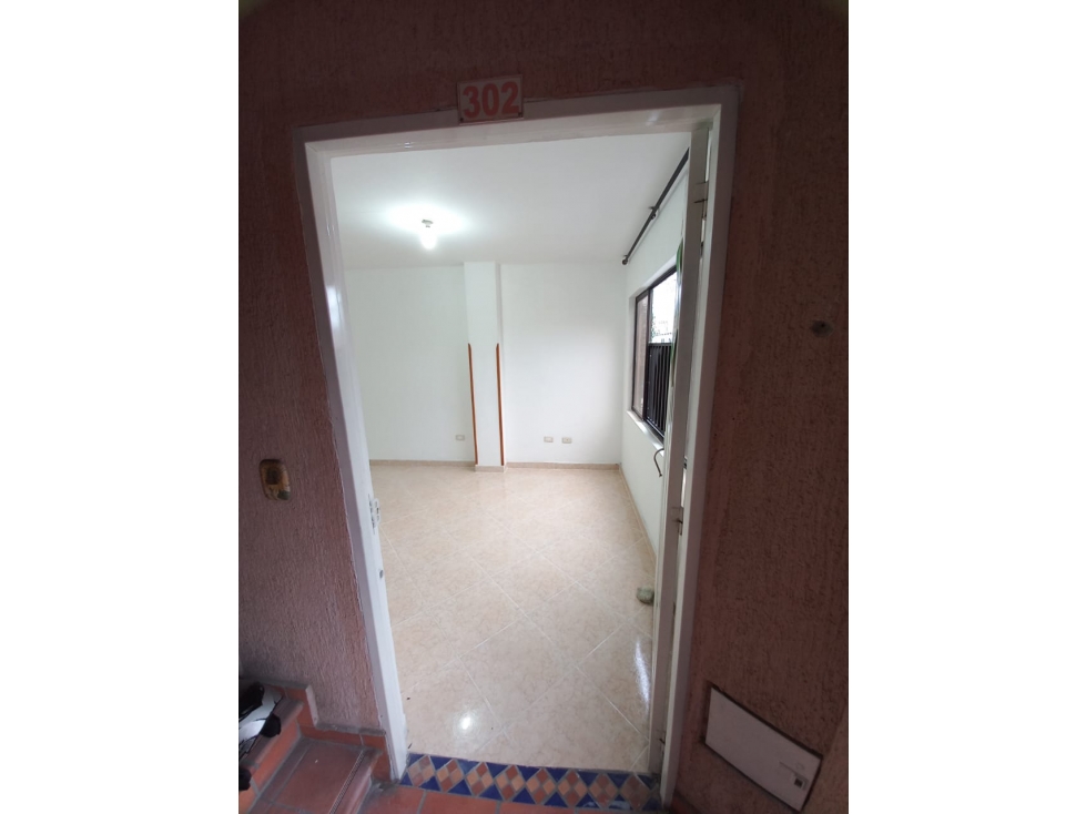 VENDO APARTAMENTO P3 EN EL POBLADO — foto 2