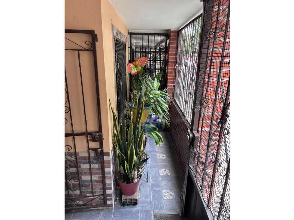 VENDO CASA DEL TEJAR — foto 2