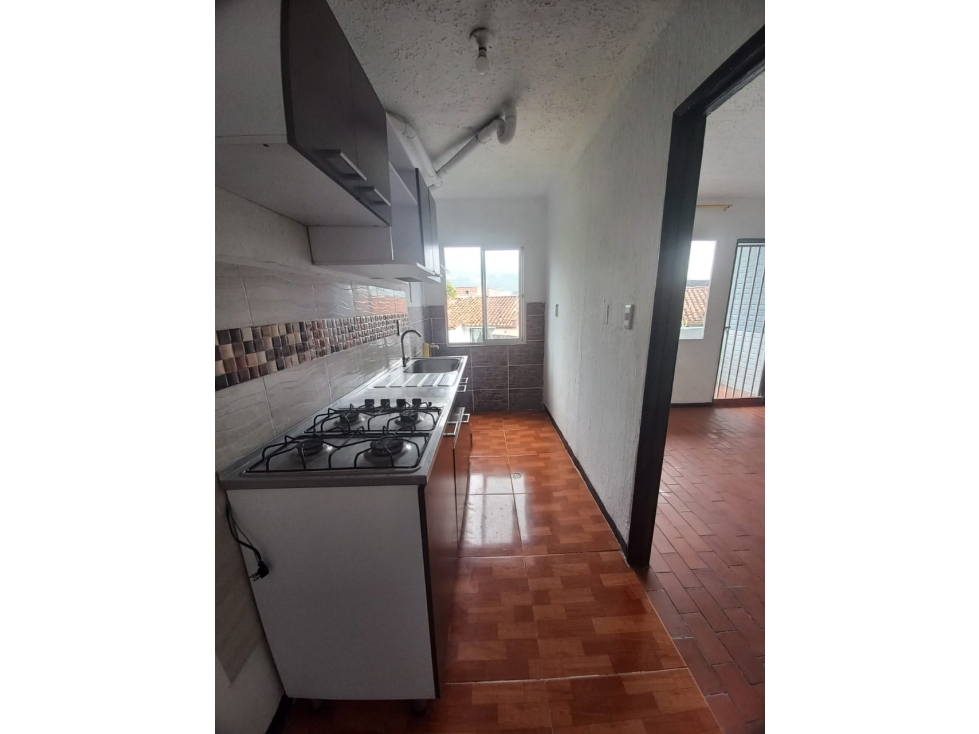 VENDO APARTAMENTO CR EL CARRIZAL IV Y V PISO 3 GIRON - 4