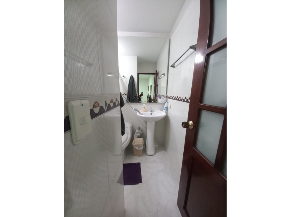vendo apartamento con local en los cambulos - 3