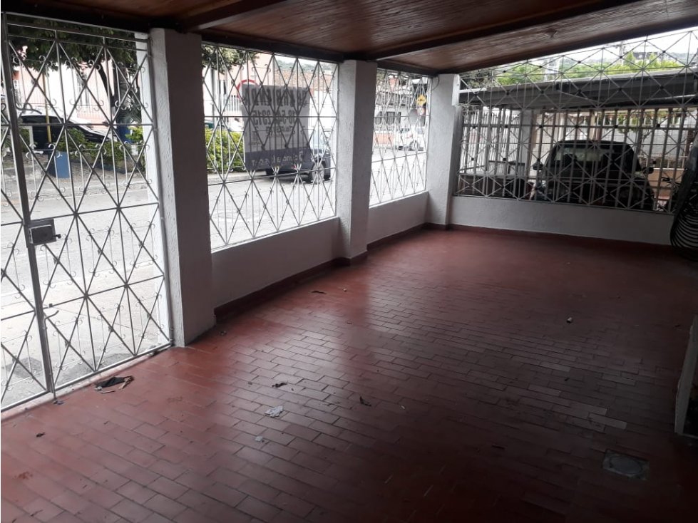 VENDO CASA EN EL POBLADO CALLE 43 - 1
