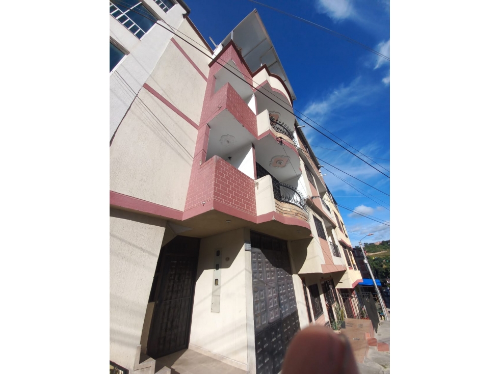 VENDO APARTAMENTO DUPLEX P3 EN LA CAMPIÑA - 1