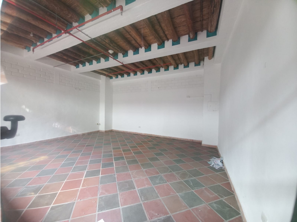 ARRIENDO LOCAL GIRON L-204 - 4