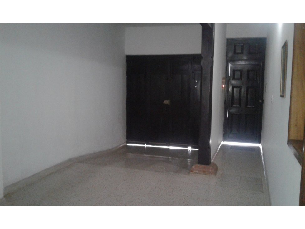 VENDO CASA GIRON CARRERA 26 - 2