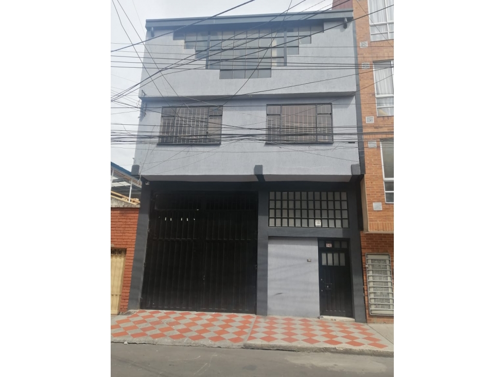 Se alquila bodega con Oficinas, barrio los Cerezos, Bogotá D.C. — foto 2
