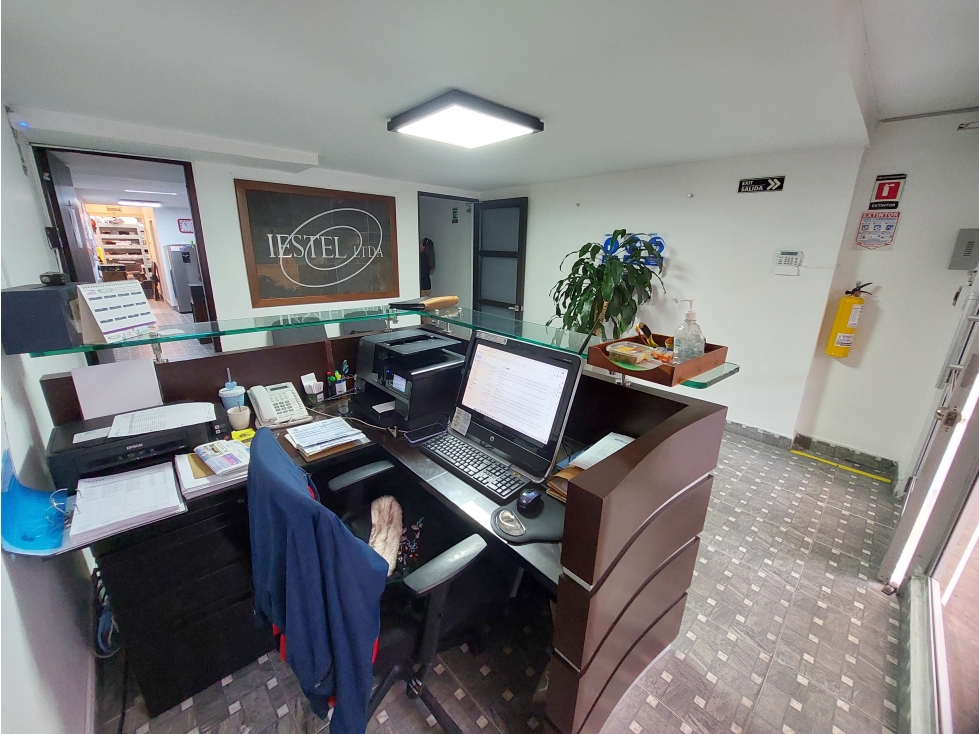 Se Vende Casa ideal para oficinas o empresa en Modelia, Bogotá — foto 4