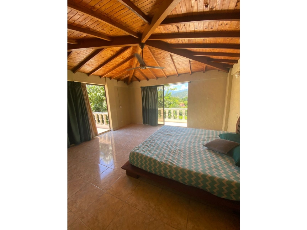Finca 3.200 m², 5 alcobas, parcelación Santa Fe de Antioquia — foto 3