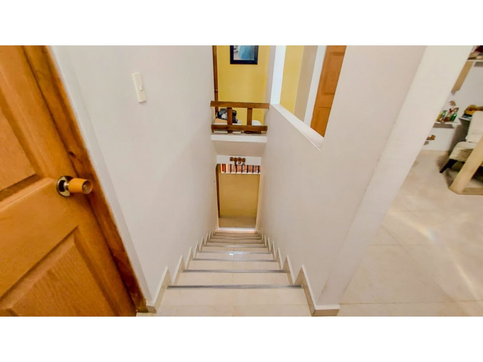 casa unifamiliar belencito 2 piso con una hermosa vista — foto 2