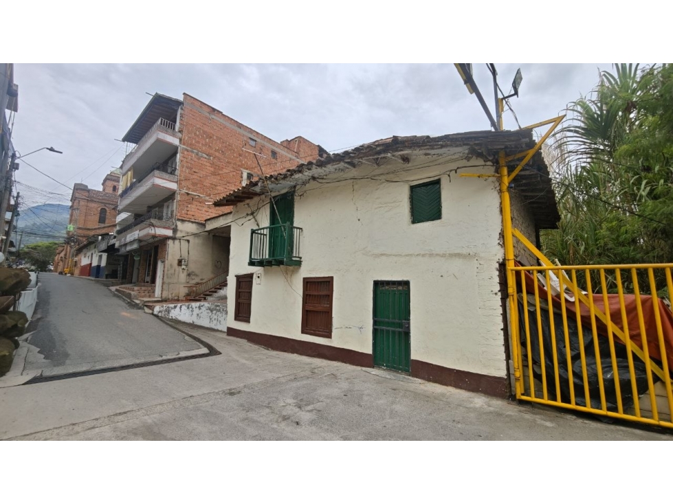 casa lote en Girardota Parque