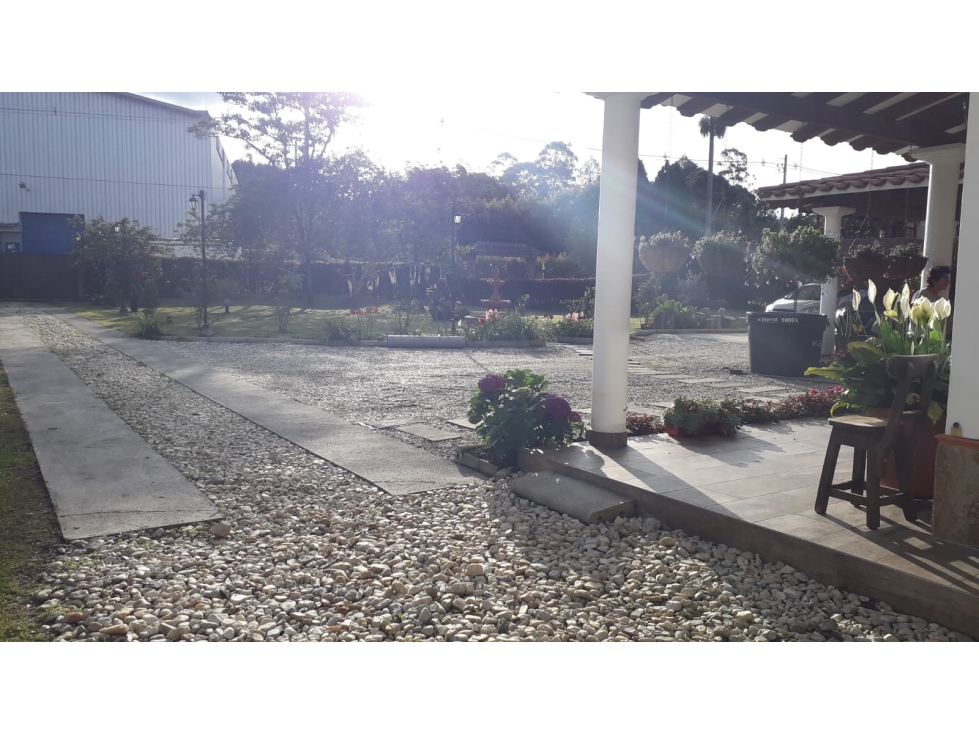 Casa campestre de 399 m² en venta en Rionegro — foto 2