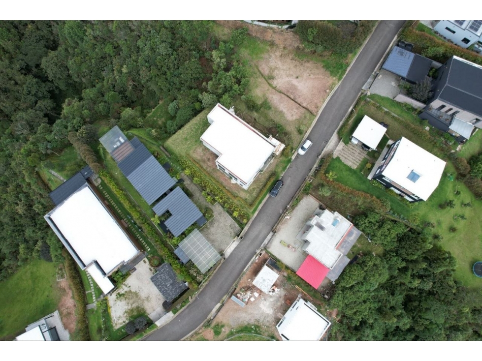 Casa campestre en obra gris en venta en Loma del Escobero, Envigado — foto 3