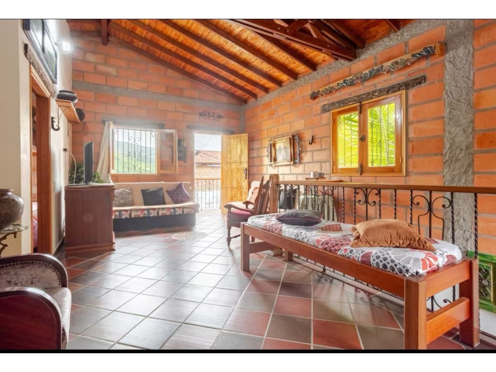 Casa de 3 alcobas y 178 m² en venta en San Jerónimo, Antioquia — foto 3
