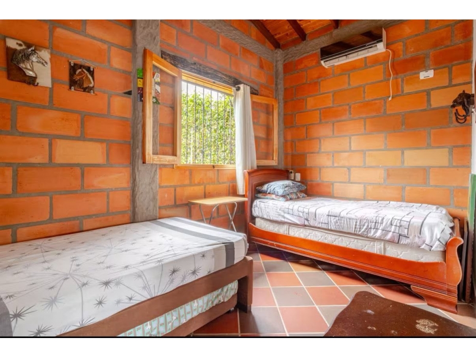 Casa de 3 alcobas y 178 m² en venta en San Jerónimo, Antioquia — foto 4