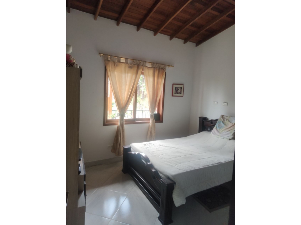 Finca 3.000 m², 6 alcobas, Altos de Villa Roca, Copacabana — foto 5