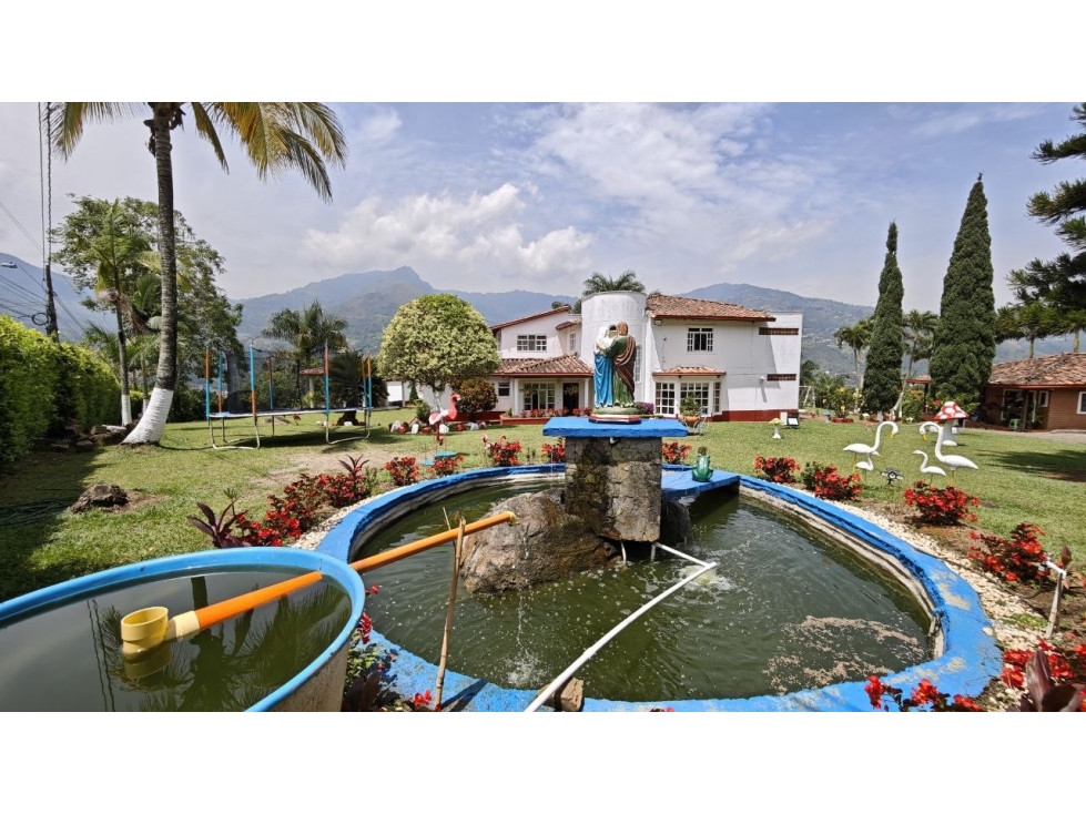Finca de 6.698 m² en venta en parcelación en Copacabana