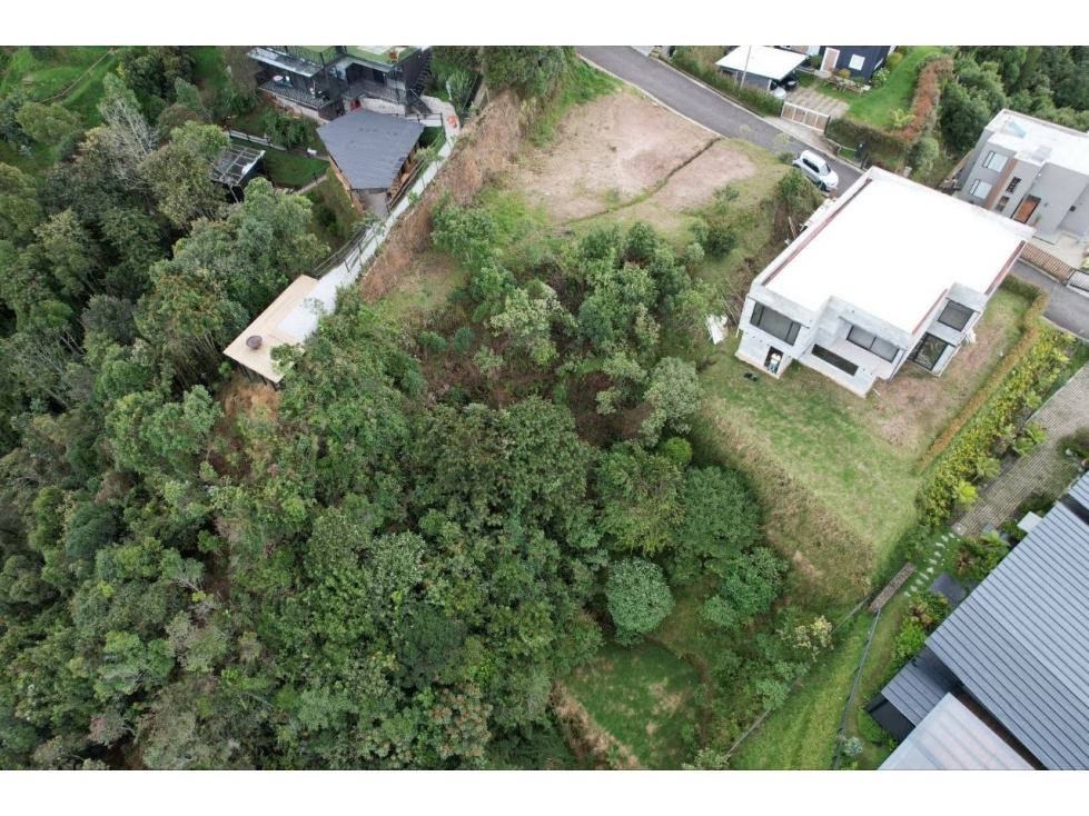 Casa campestre en obra gris en venta en Loma del Escobero, Envigado — foto 5