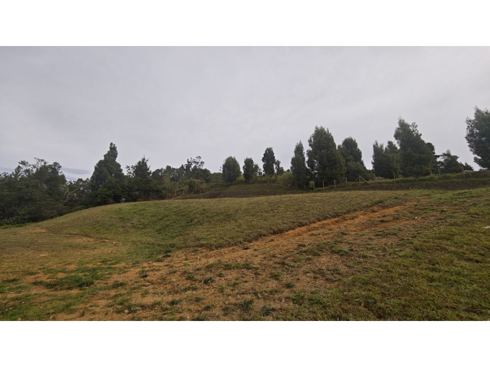 Lote de 4.200 m² en venta en la vereda San Isidro, Guarne — foto 5