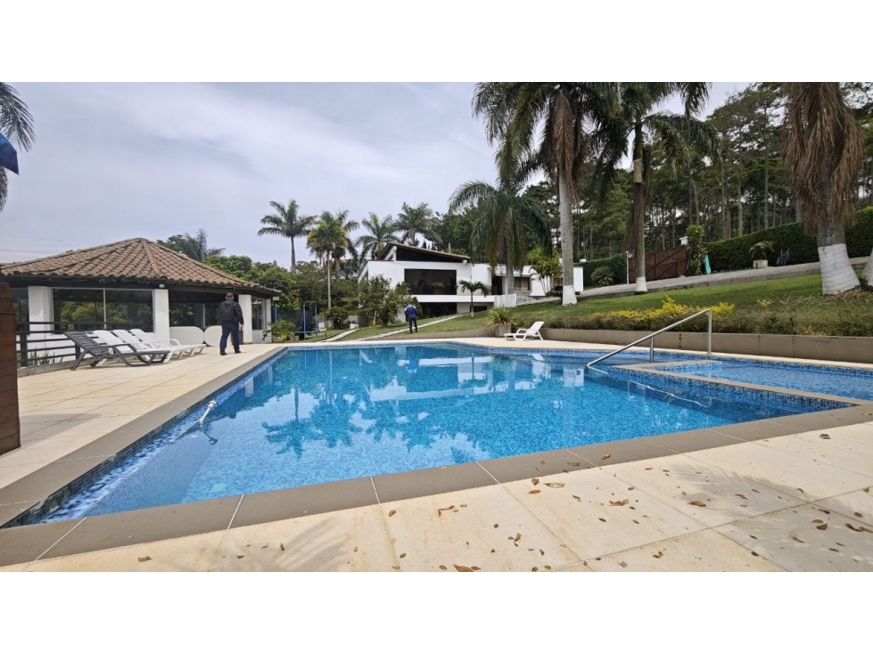 Finca campestre de 6.698 m² en venta en Copacabana
