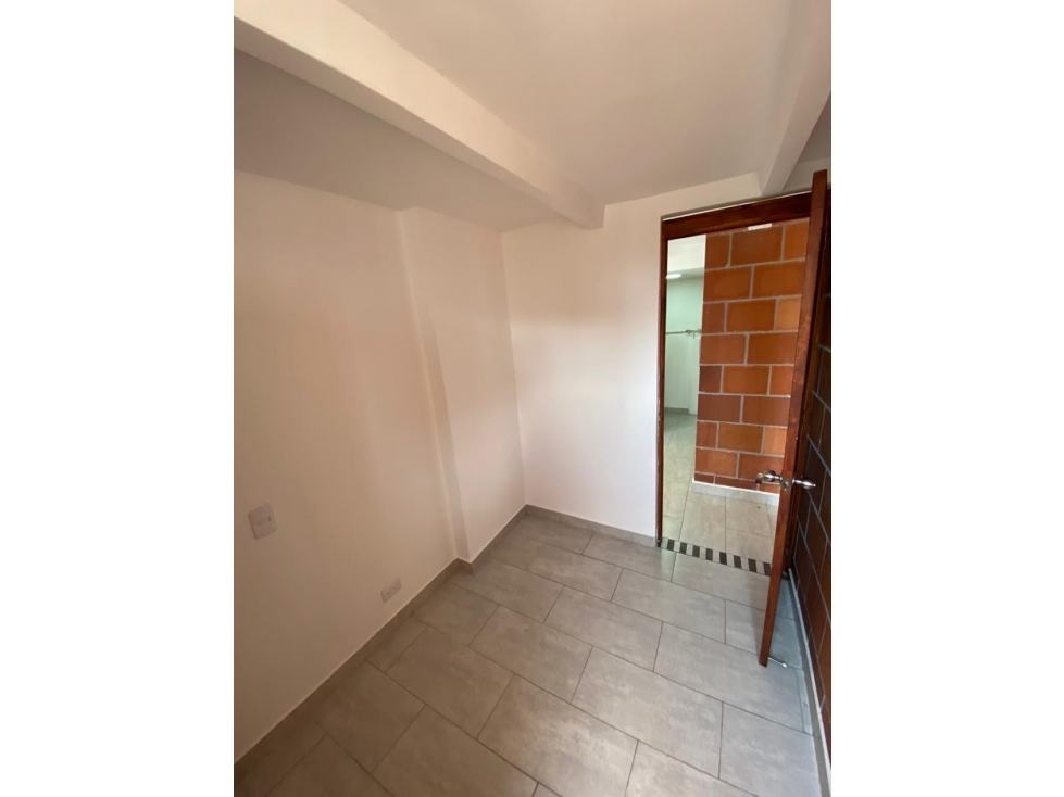 Apartamento de 53 m² en venta en Pajarito, Medellín — foto 4