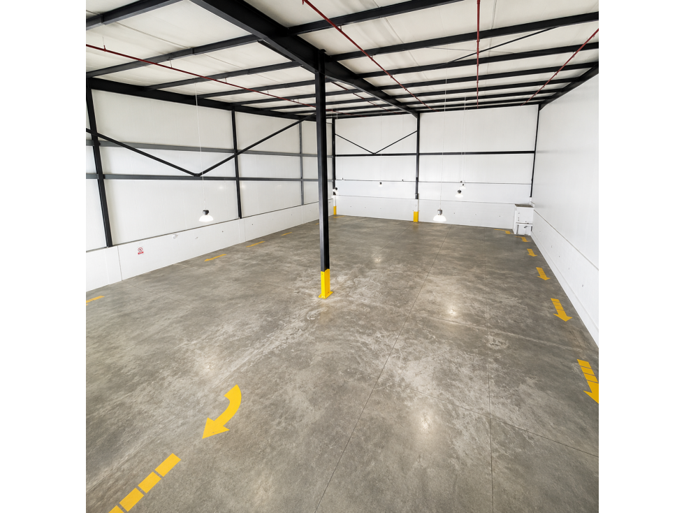 BODEGAS EN VENTA Y ALQUILER | MAÑANITAS | ACCESO A LOS CORREDORES — foto 5