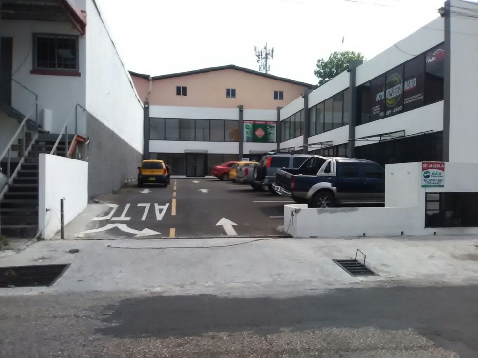 Se Vende | Plaza Comercial | Oportunidad de Inversion | Rio Abajo - 1