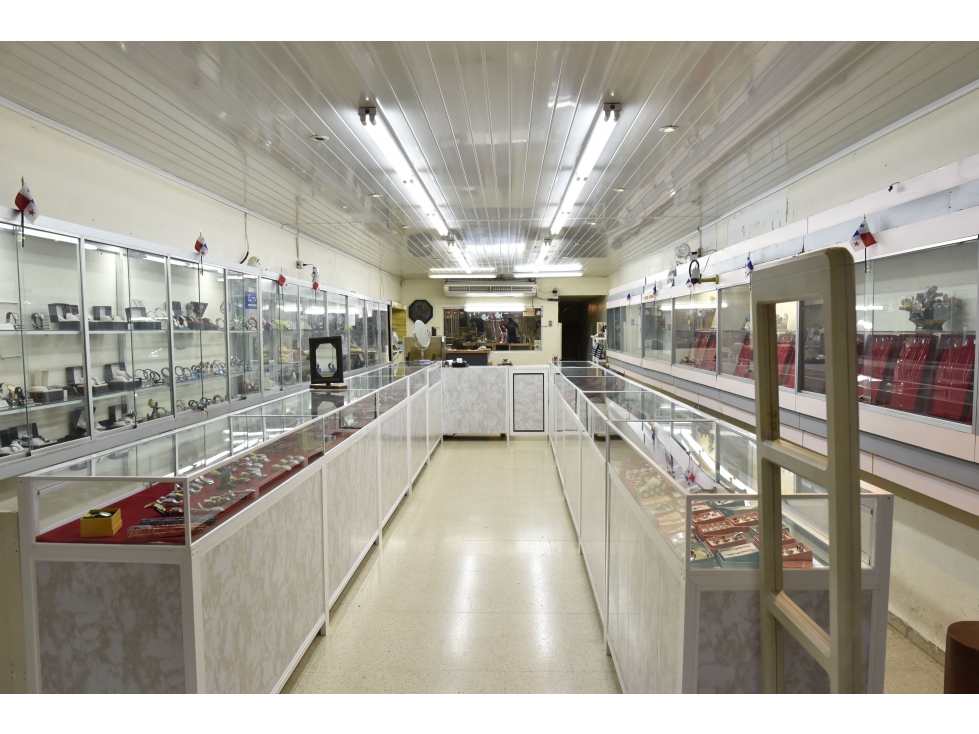 ALQUILER | LOCAL | WORDER CORAL