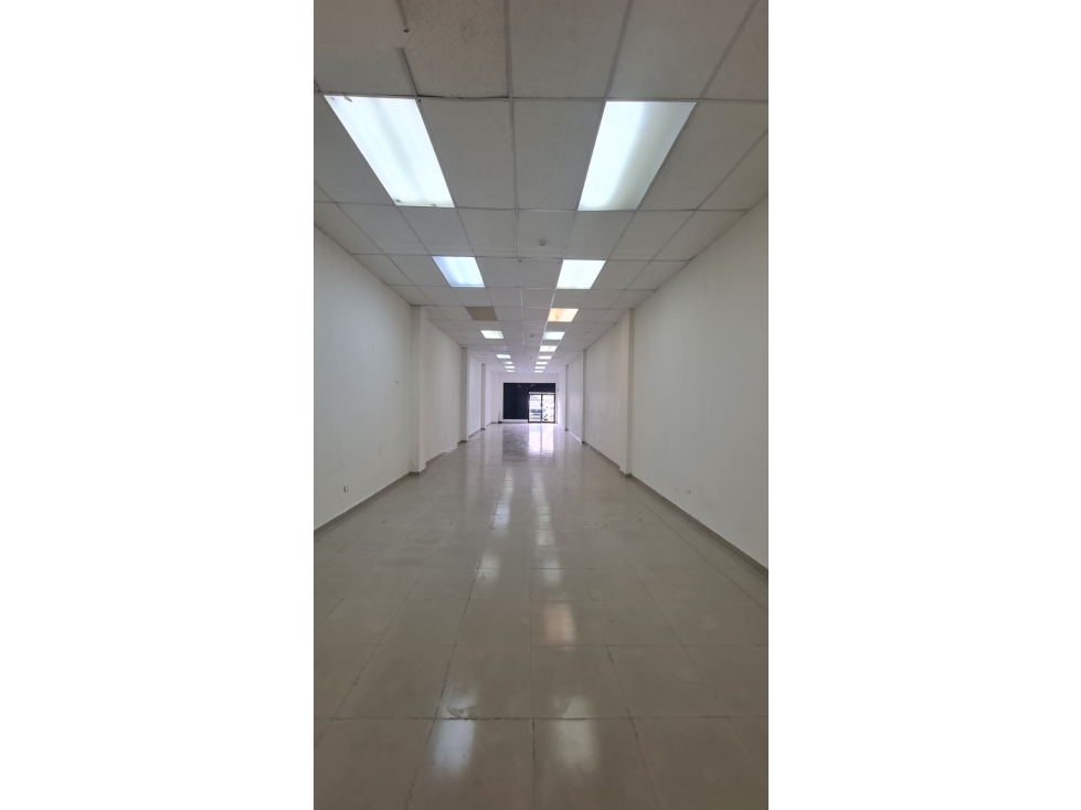 Alquiler | local plaza Doral — foto 2