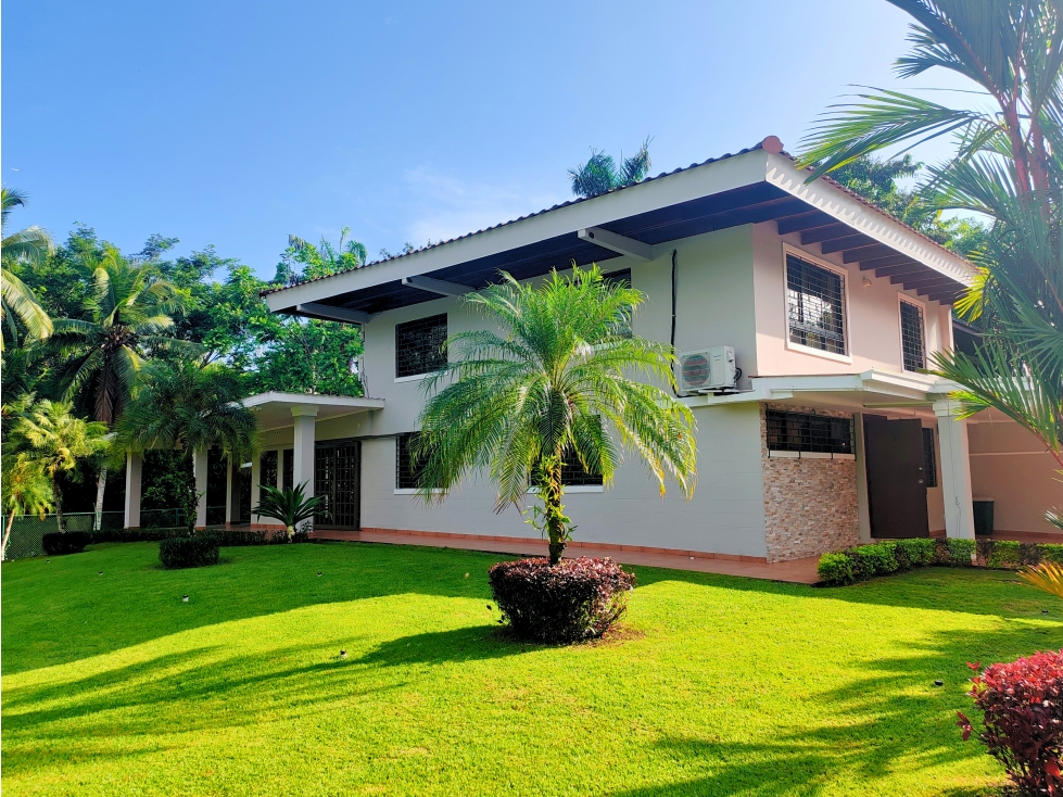 SE ALQUILA CASA EN ANCON - 2