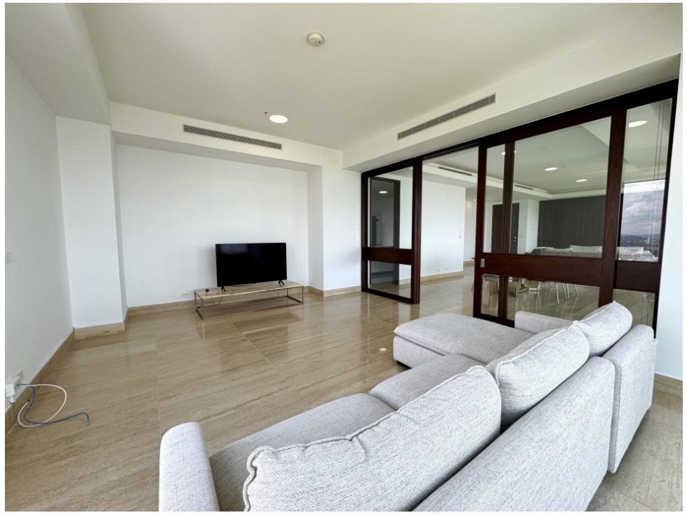 SE ALQUILA APARTAMENTO | SANTA MARIA — foto 2