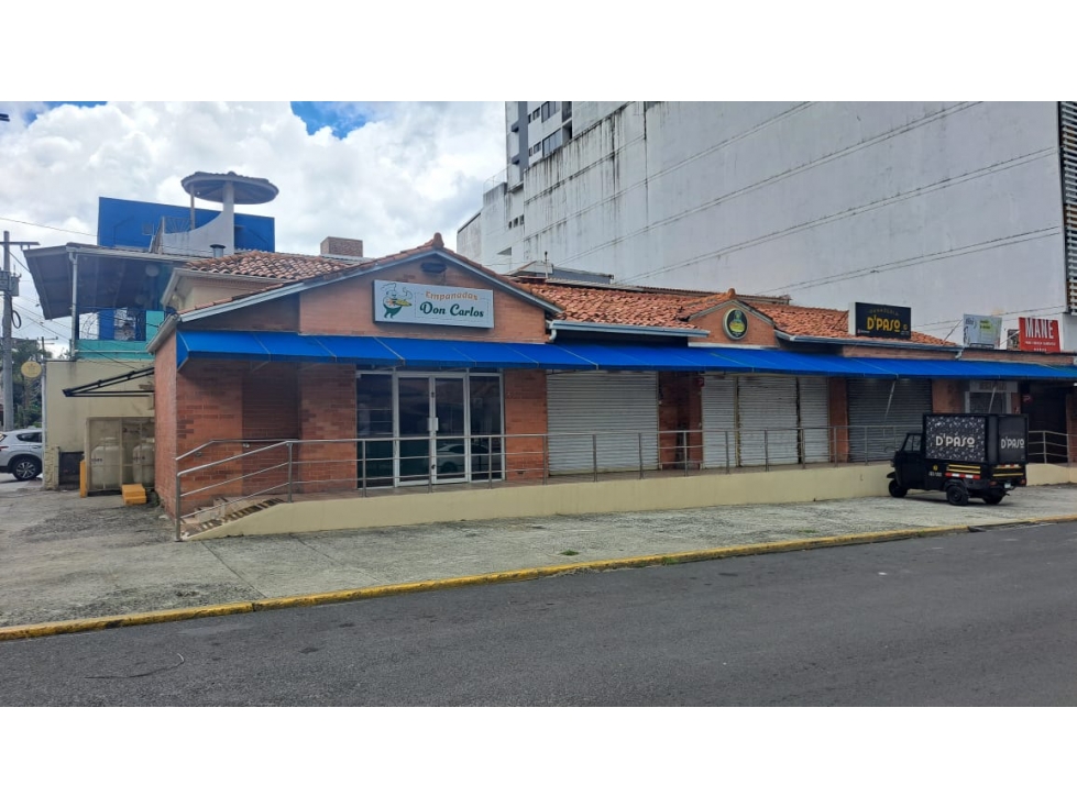 Se Vende | Plaza Comercial | Bella Vista - 1