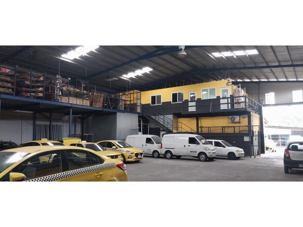 SE VENDE GALERA | RIO ABAJO - 2