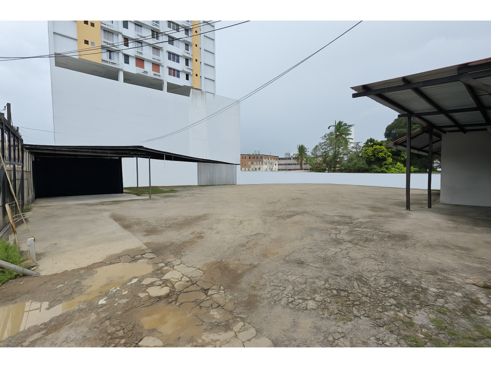 SE VENDE TERRENO COMERCIAL | CARRASQUILLA - 1