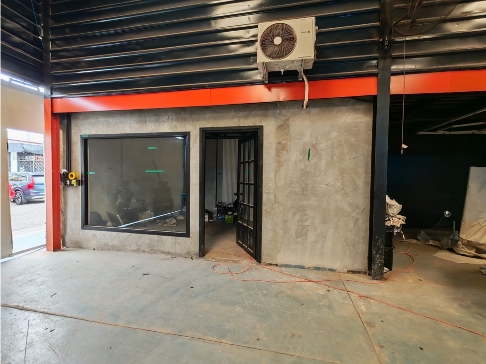 SE VENDE GALERA | AVE. CINCUENTENARIO - 3
