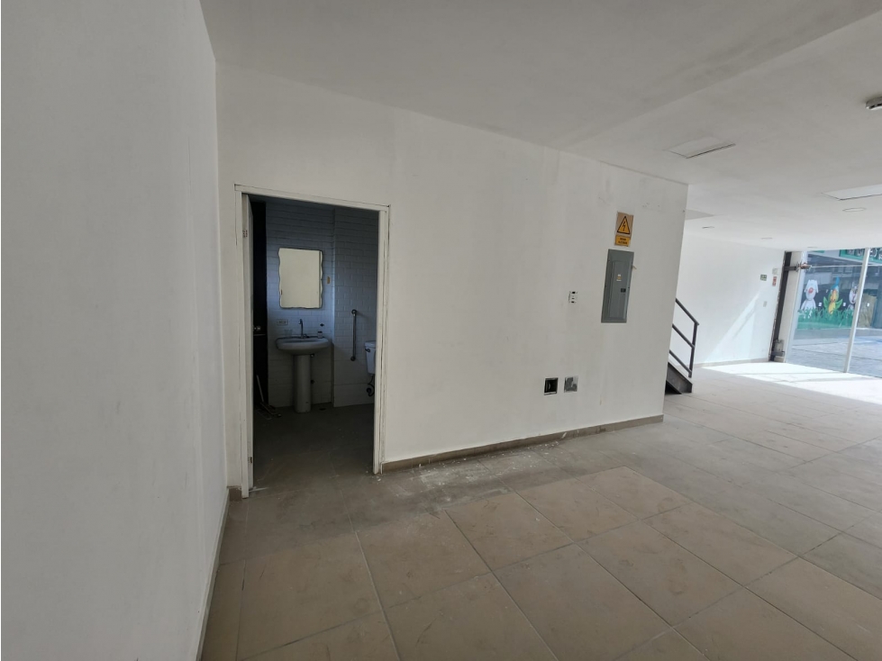 Se Alquila Local Comercial | Vía Porras — foto 5