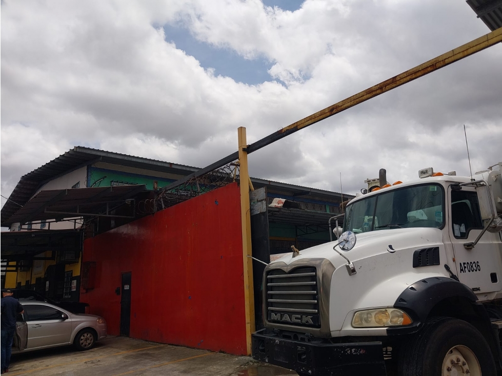 SE VENDE BODEGA | RIO ABAJO - 3
