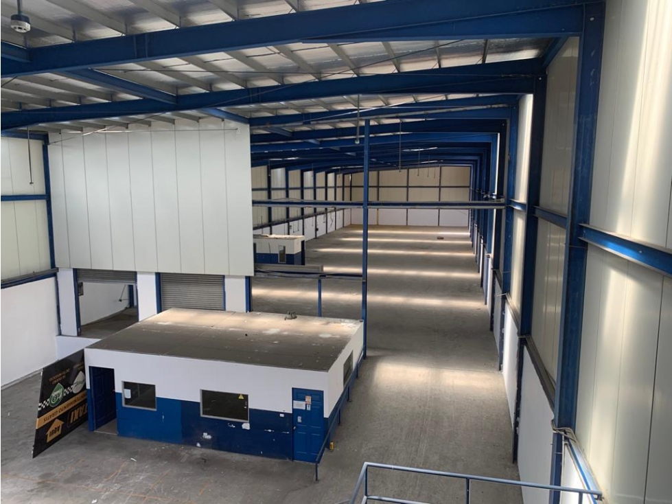 SE ALQUILA BODEGA COMERCIAL | RIO ABAJO | CALLE 15 - 3