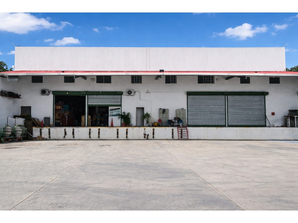 BODEGA EN VENTA Y ALQUILER | MAÑANITAS | $5.43M2