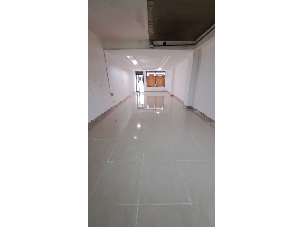 EDIFICIO COMERCIAL | SAN FRANCISCO | CALLE 67 - 5