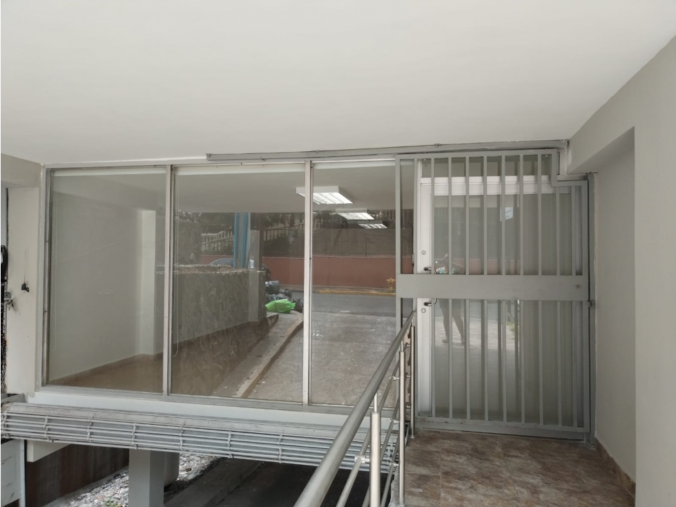 EN ALQUILER LOCAL PLANTA BAJA | EL CANGREJO — foto 4