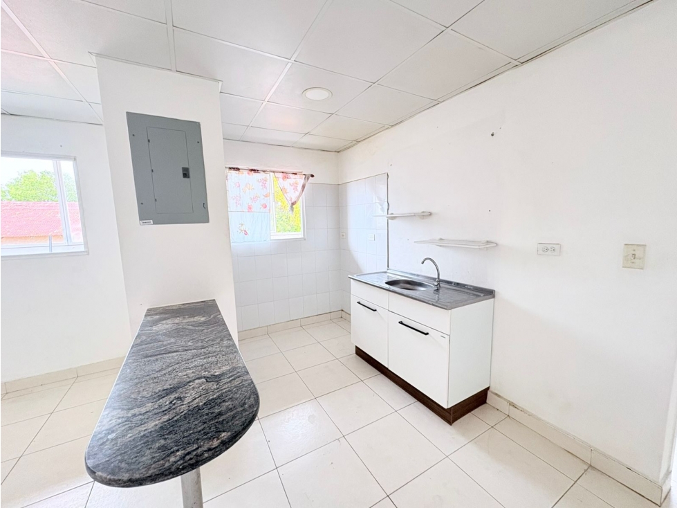 APARTAMENTO PARQUE LEFEVRE PLAZA LA ESQUINA-B