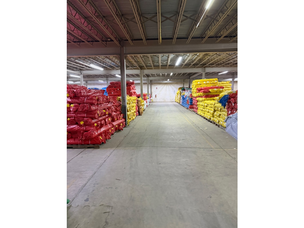BODEGA EN ALQUILER ZONA LIBRE DE COLÓN | FRANCE FIELD - 1
