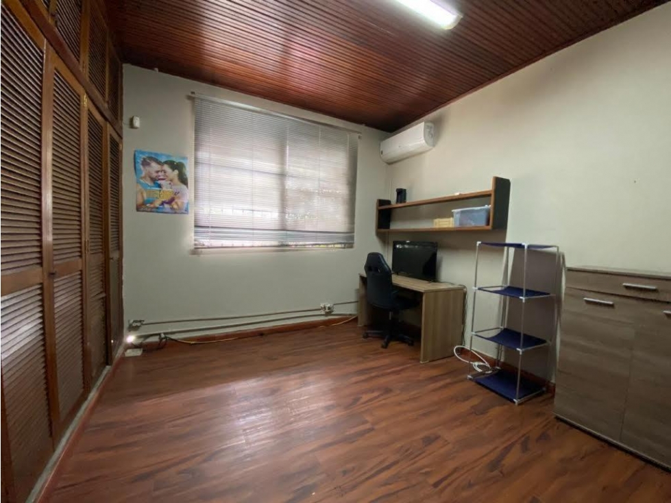 SE ALQUILA - CASA COMERCIAL - 6