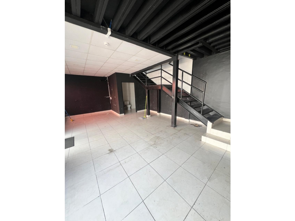SE ALQUILA LOCAL COMERCIAL | RIO ABAJO - 3