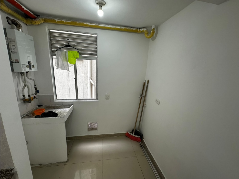 SE VENDE APARTAMENTO EN CONJUNTO LOS CEDROS — foto 4