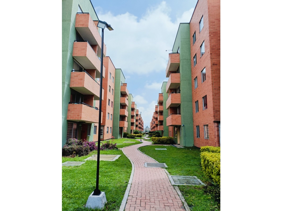 SE VENDE APARTAMENTO EN CONJUNTO RESIDENCIAL LOS PINOS — foto 2
