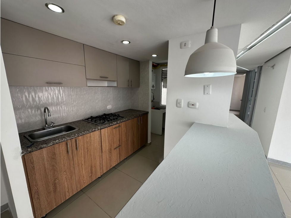 SE VENDE APARTAMENTO EN CONJUNTO LOS CEDROS