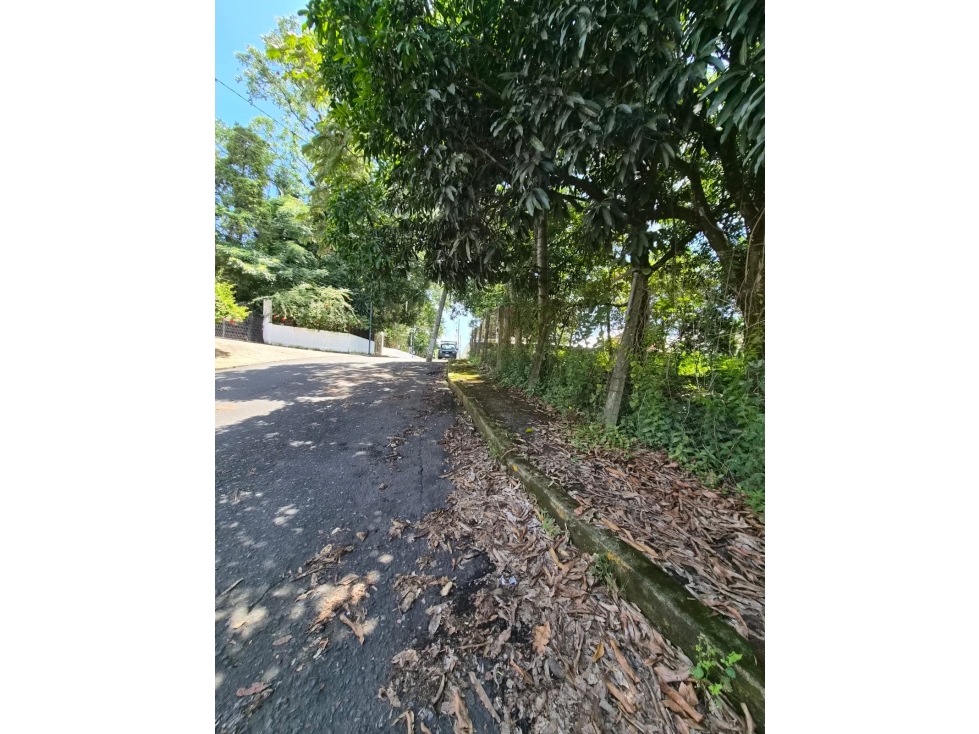 Venta De Terreno En Esquina, Completo O Fraccionado. - 4