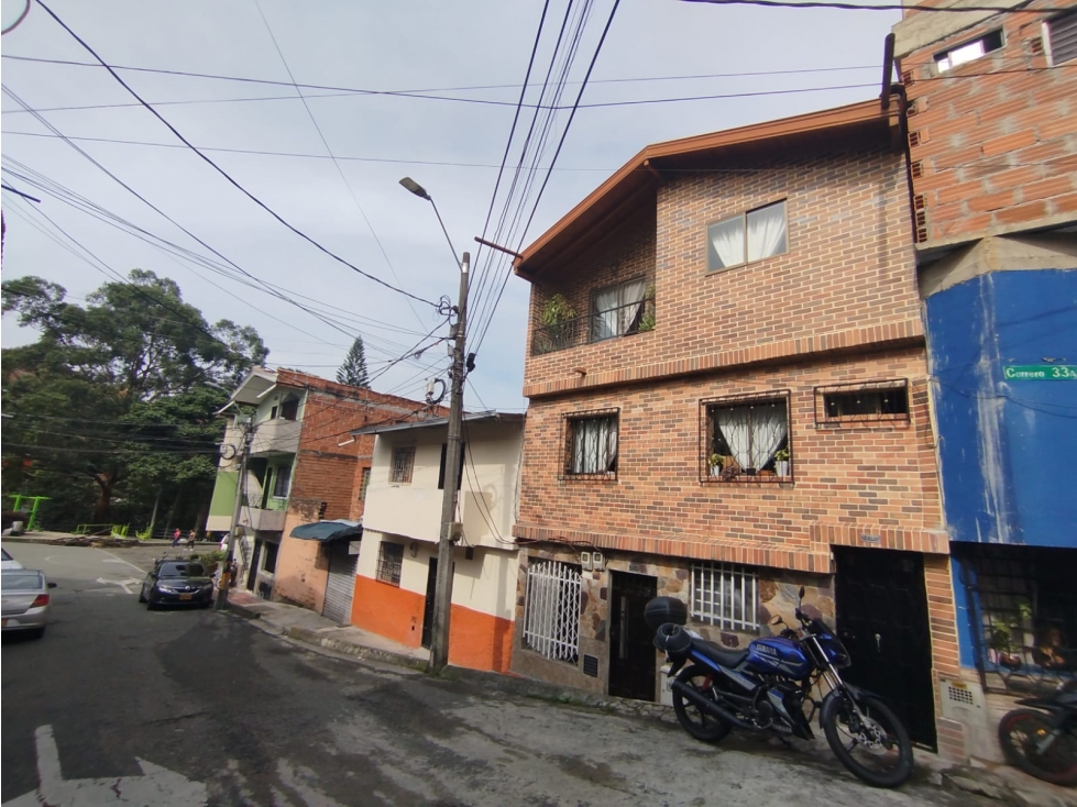 APARTAMENTO EN VENTA EN EL SALVADOR, MEDELLIN. PISO 2 y 3