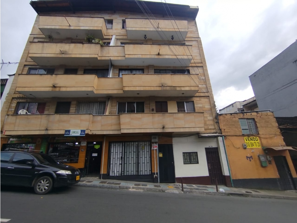 APARTAMENTO EN VENTA EN CENTRO BOMBONA,MEDELLIN PISO 3 — foto 2